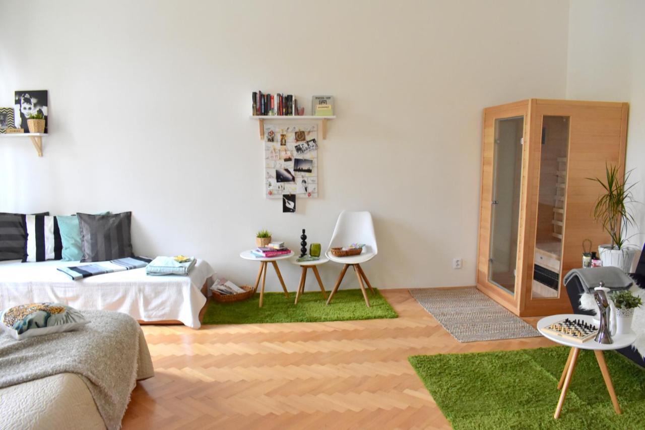 Wellness Apartments Florenc Praag Buitenkant foto