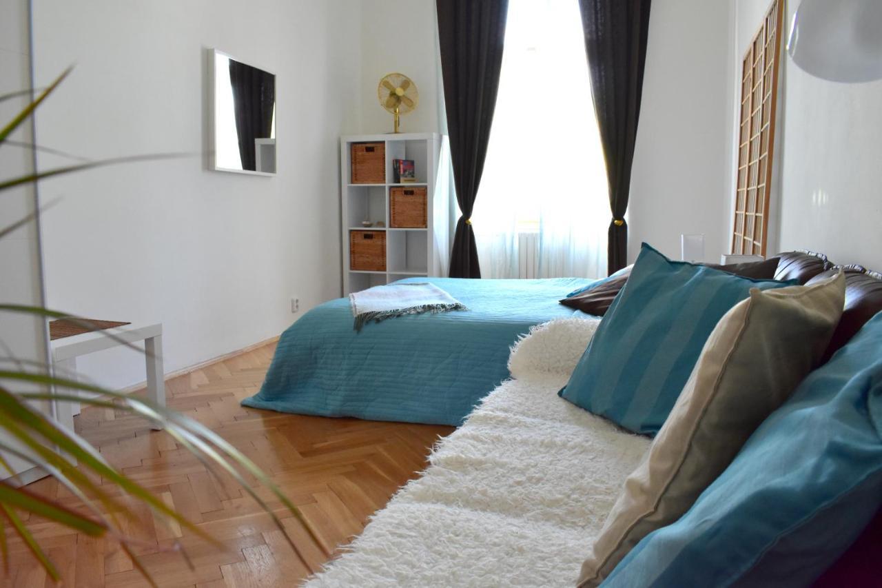 Wellness Apartments Florenc Praag Buitenkant foto