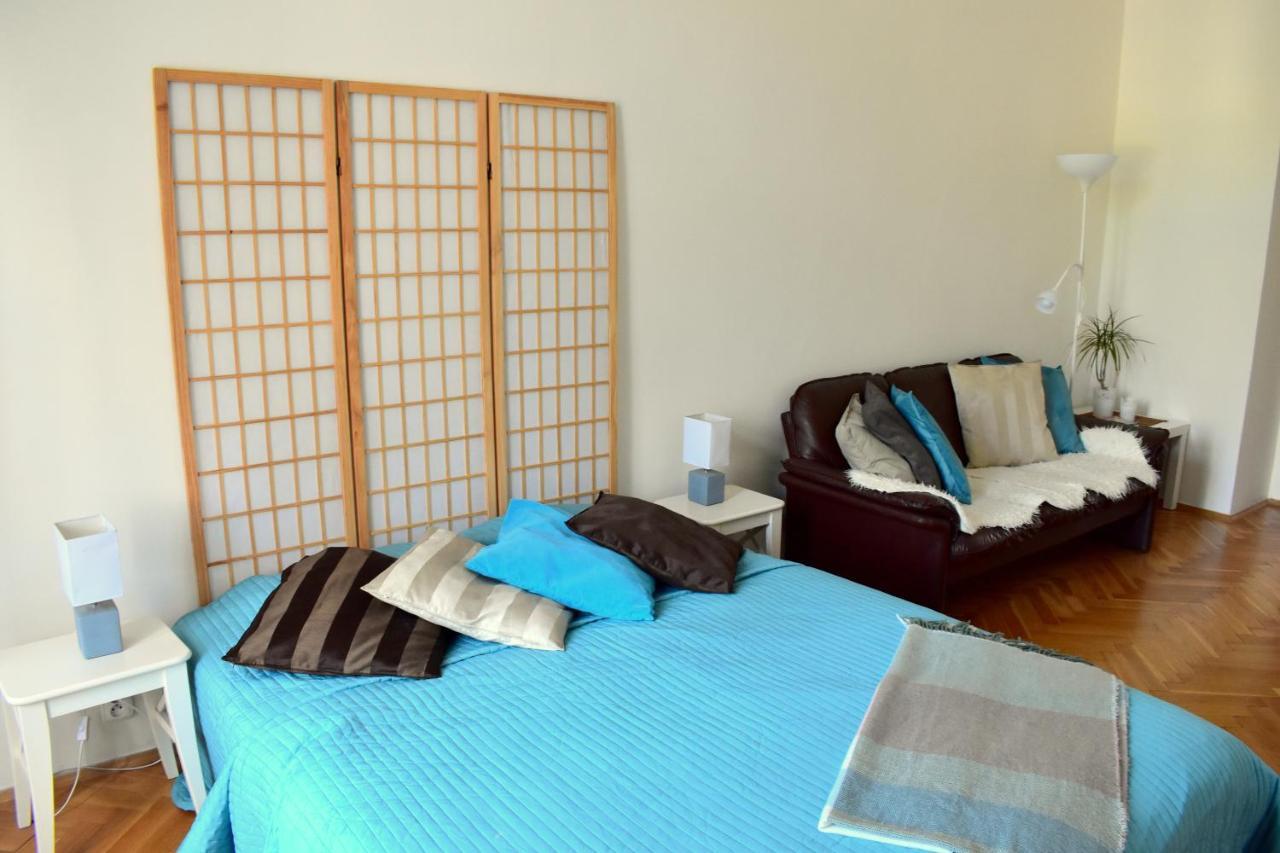 Wellness Apartments Florenc Praag Buitenkant foto
