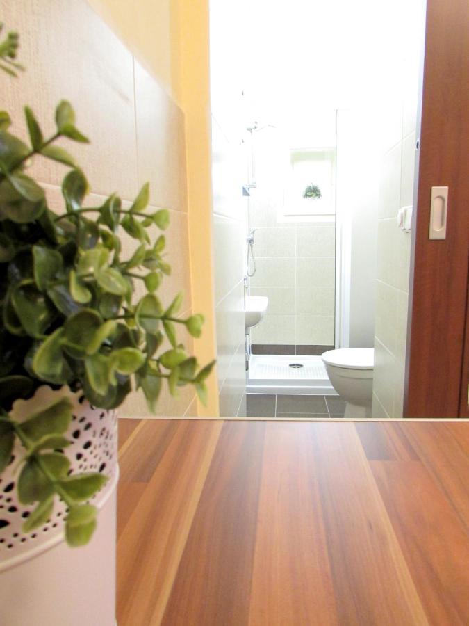 Wellness Apartments Florenc Praag Buitenkant foto